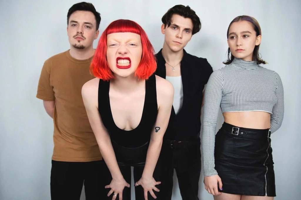 Sophie and The Giants