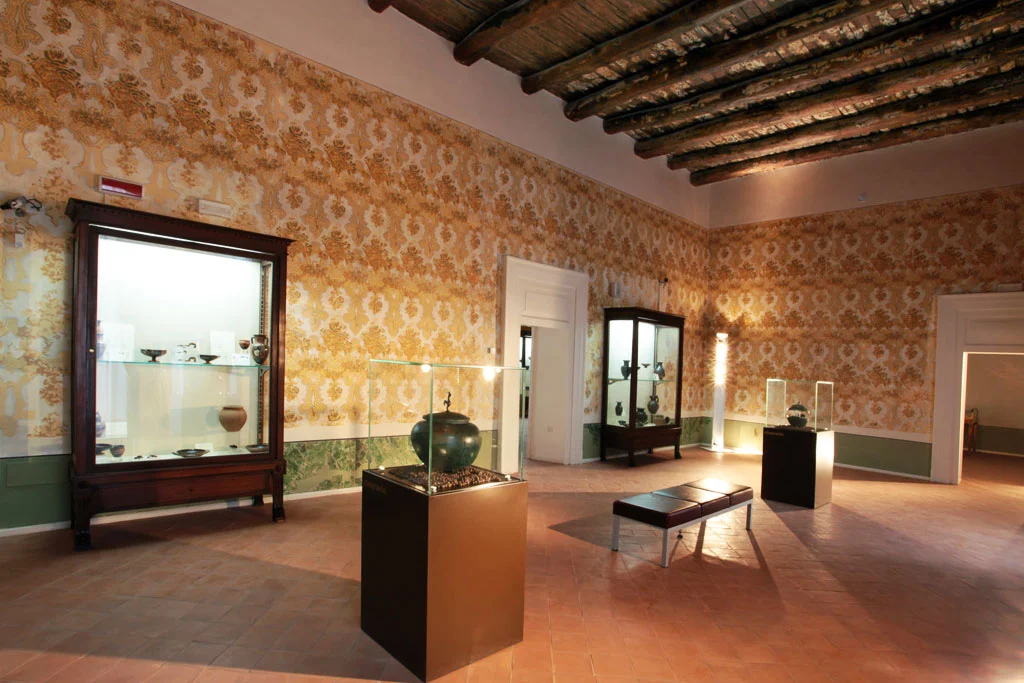 Museo Archeologico di Calatia - Napoli | Metro Italia