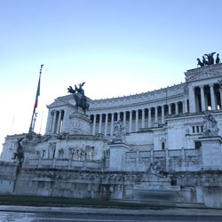 Roma: Altare della Patria Ascensore e Mercati di Traiano