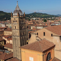 Bologna: tour a piedi di chiese e cattedrali