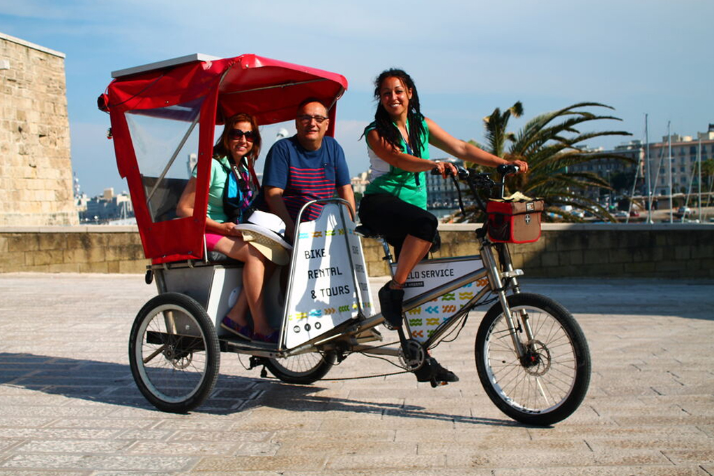 Bari: tour della città in bici-risciò