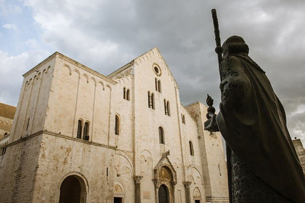 Bari: Visita Guidata alla Basilica e alla Cripta di San Nicola