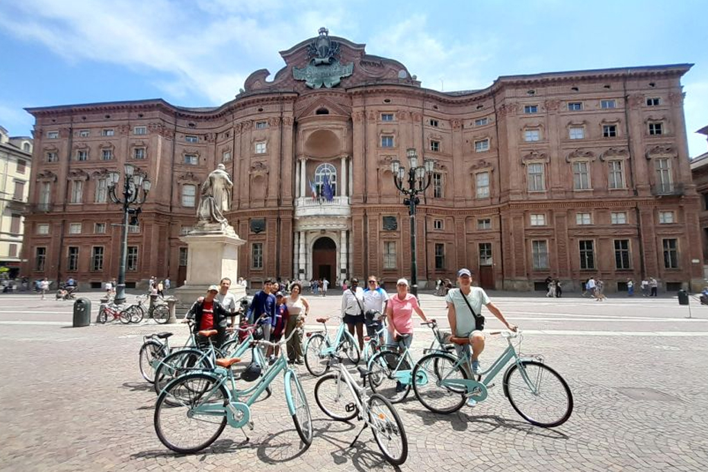 Torino: tour guidato in bici dei momenti salienti e delle gemme nascoste